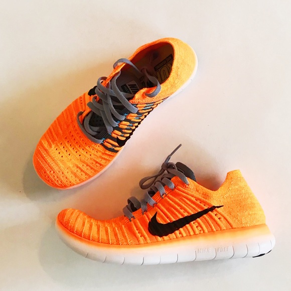 Nike Shoes - Nike free flyknit